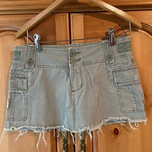 Abercrombie & Fitch Women's Mini Skirt Size 4 Army Green Cargo Y2K Frayed RARE